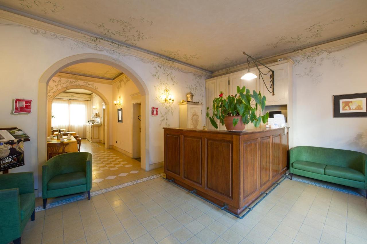 Hotel Moderno بيزا المظهر الخارجي الصورة