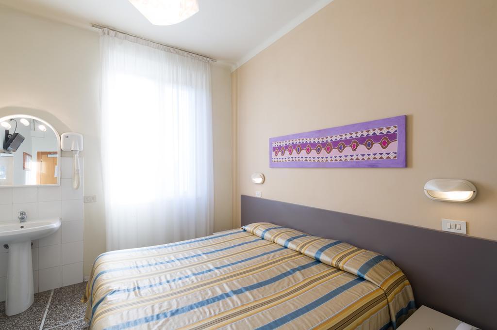 Hotel Moderno بيزا المظهر الخارجي الصورة