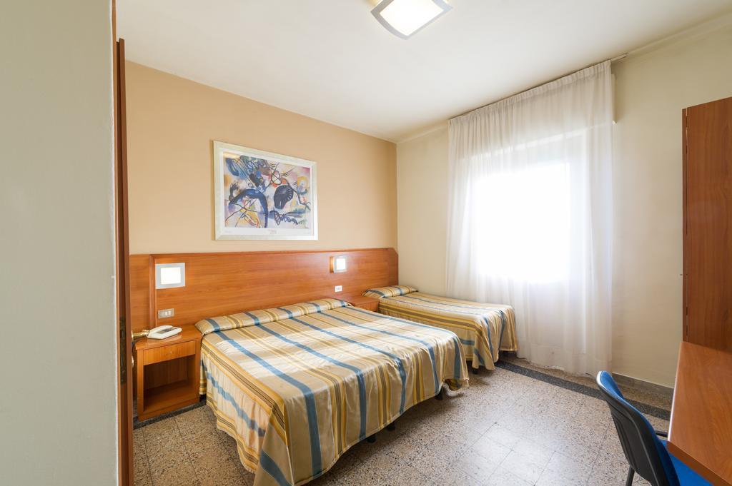Hotel Moderno بيزا المظهر الخارجي الصورة