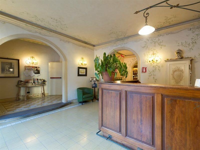 Hotel Moderno بيزا المظهر الخارجي الصورة